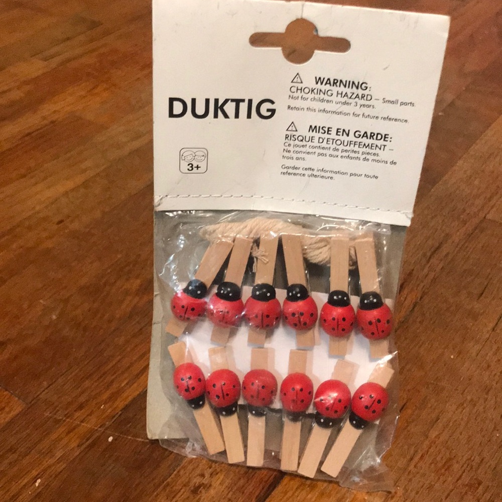 IKEA Close Pins Strings